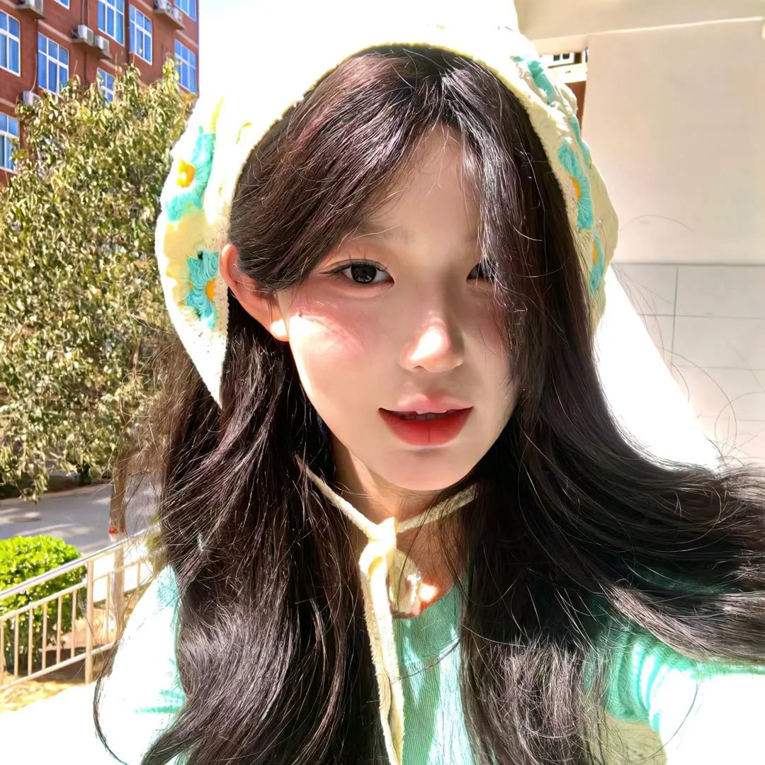无法触碰的她